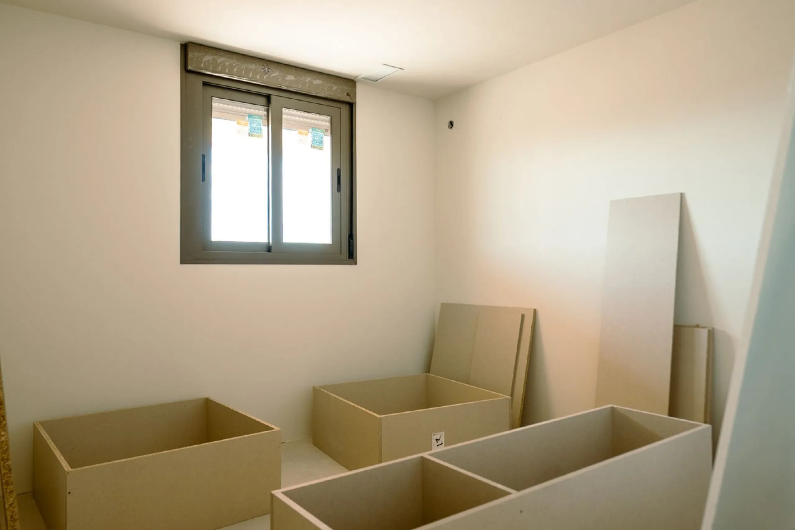(This is a Resale Unit of a new development)