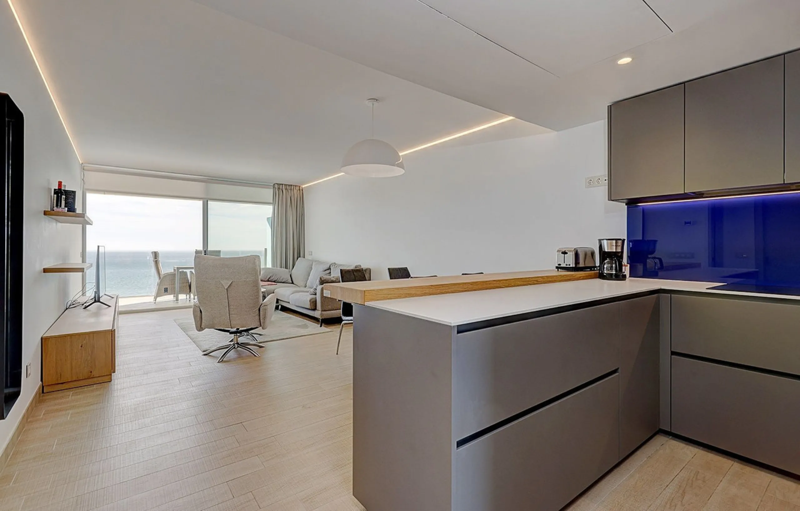 Apartment - Middle Floor Apartment в продаже в Fuengirola, Málaga. В доме 2 спален и 2 ванных комнат. Площадь дома 83 м²