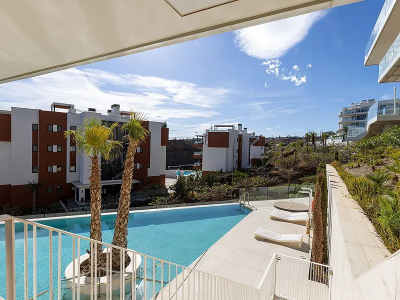 Apartment - Middle Floor Apartment в продаже в Fuengirola, Málaga. В доме 2 спален и 2 ванных комнат. Площадь дома 83 м²