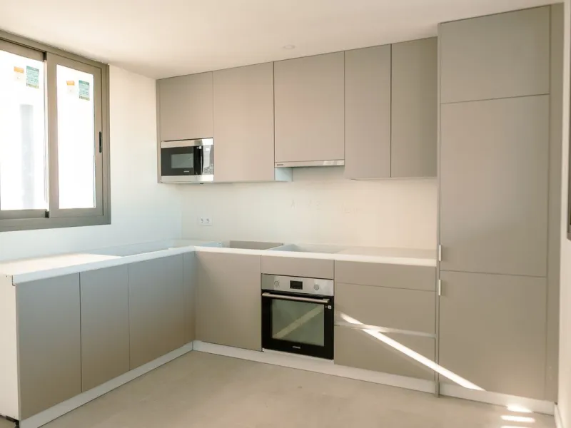 (This is a Resale Unit of a new development)
