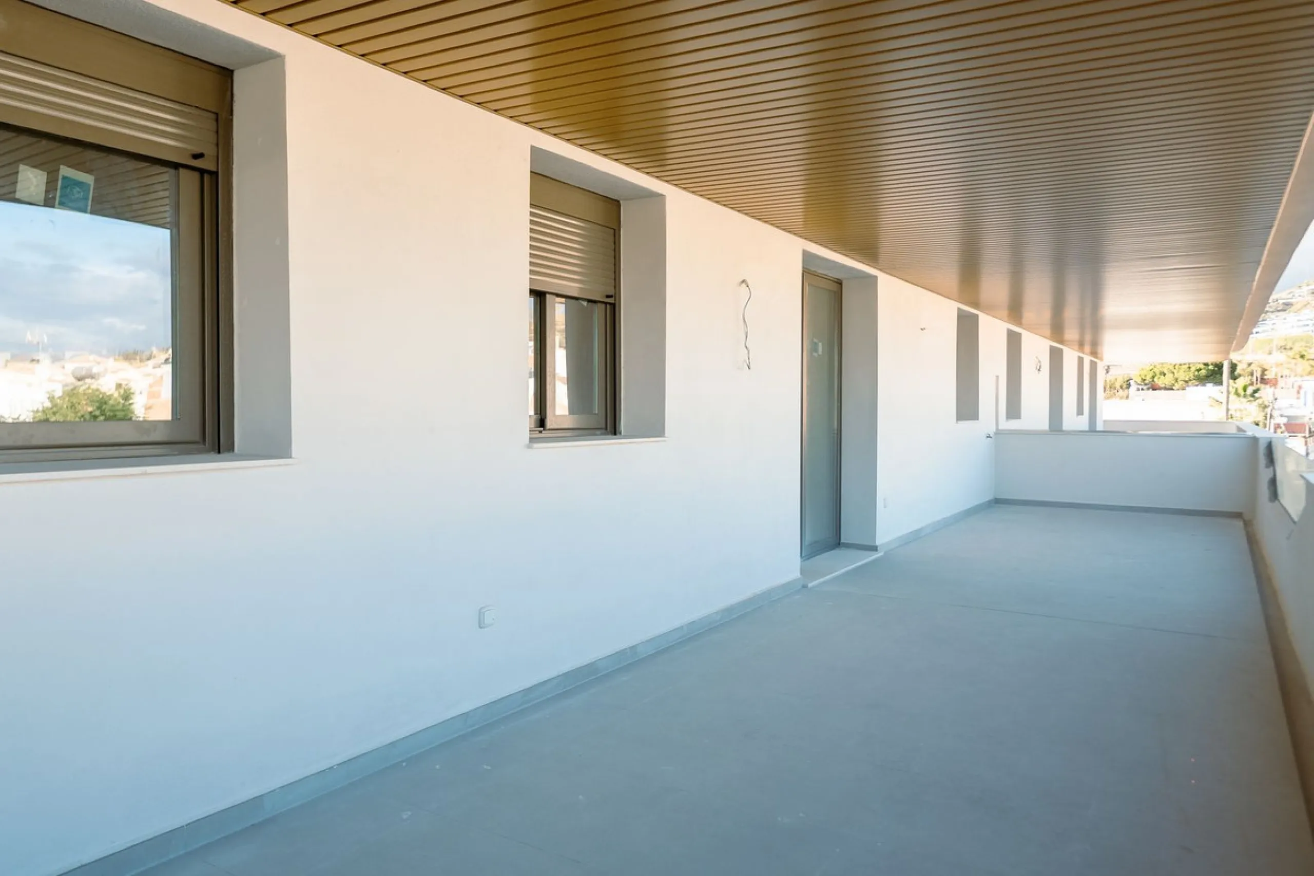 (This is a Resale Unit of a new development)