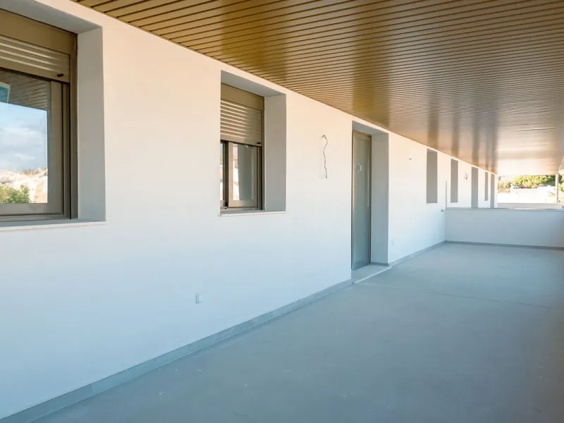 (This is a Resale Unit of a new development)