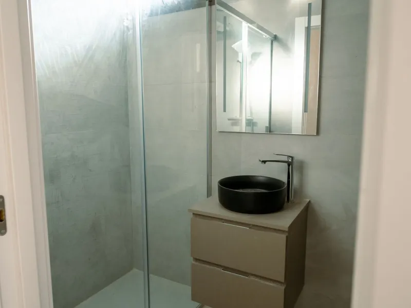 (This is a Resale Unit of a new development)