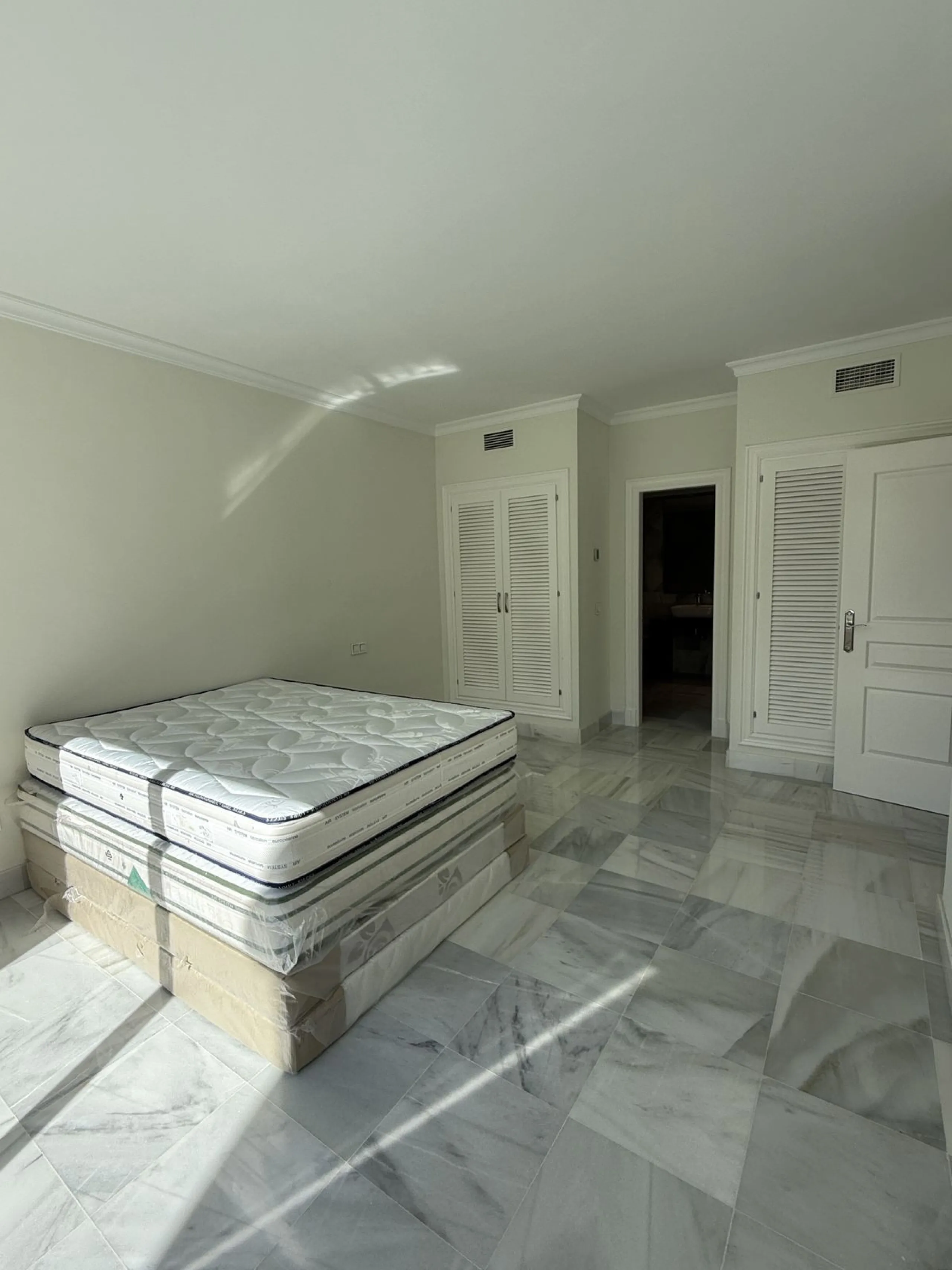 Ground Floor Apartment, Benahavís, Costa del Sol.