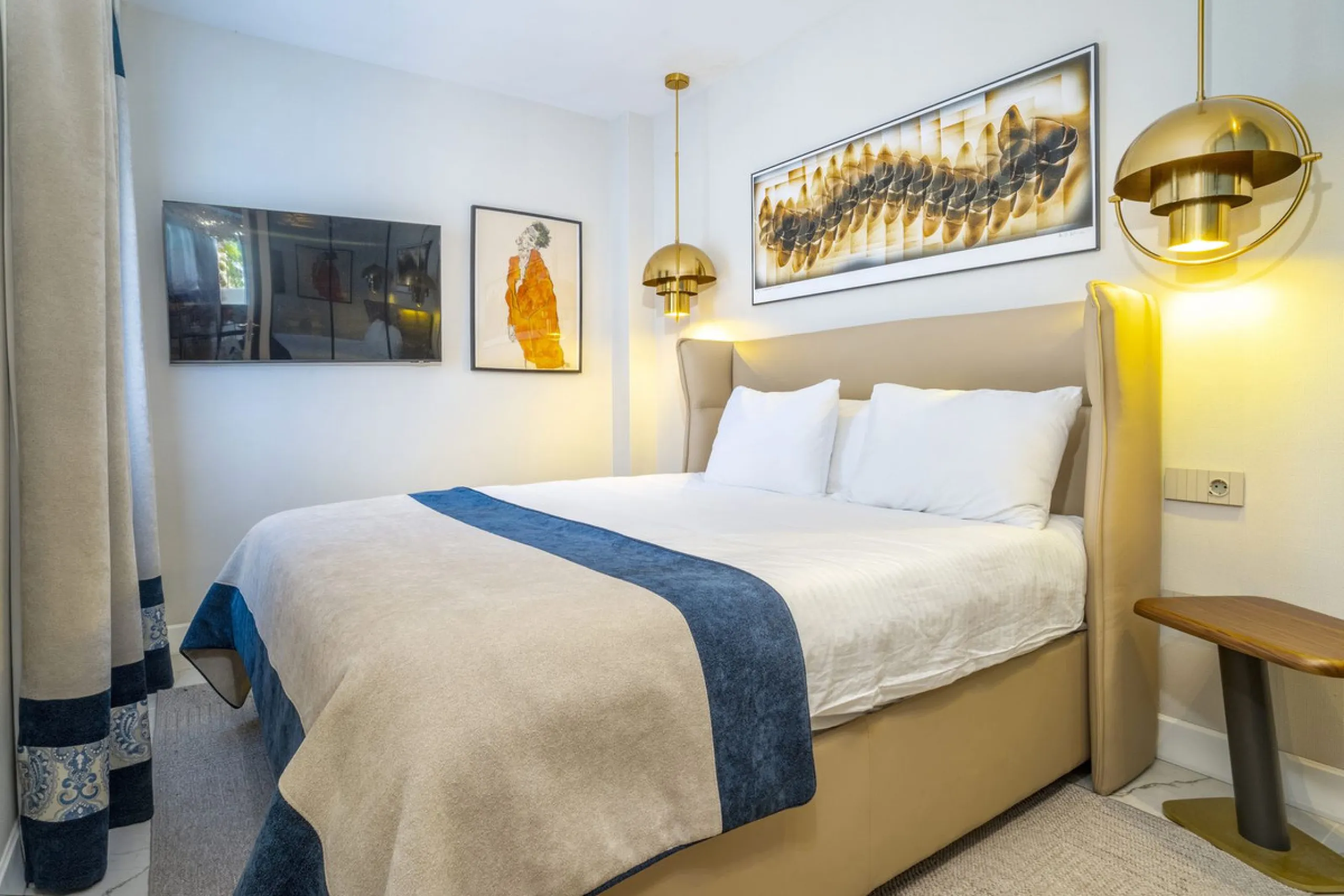 Stunning Fully Renovated Apartment in Los Naranjos complex – Walking Distance to Puerto Banús