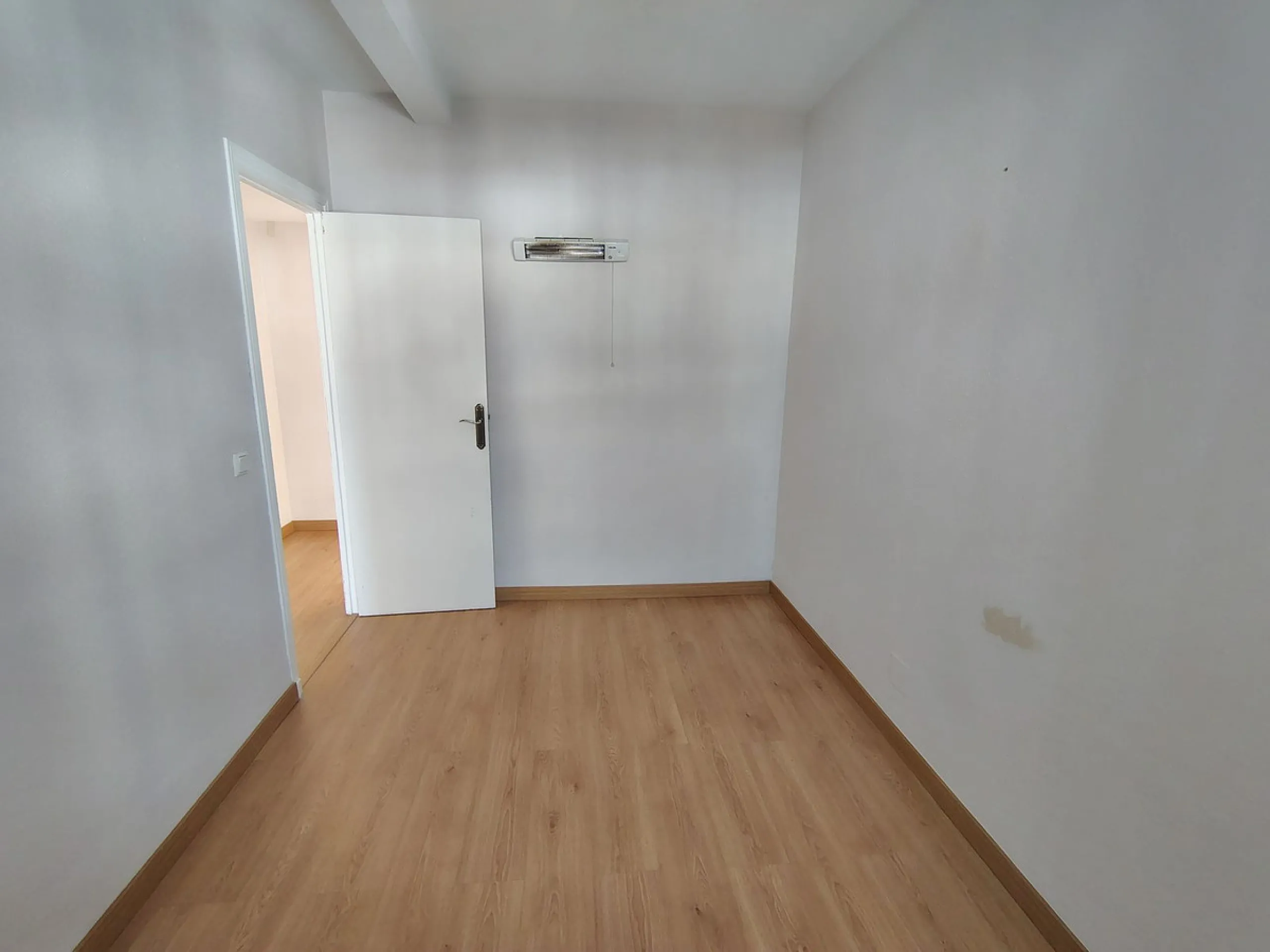 Central top floor apartment in Fuengirola.