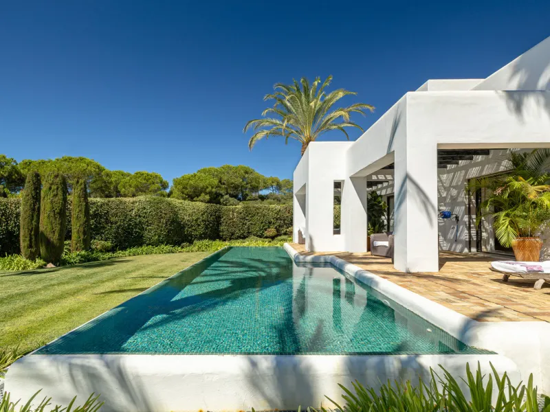 Set within the world-renowned Finca Cortesin resort, this remarkable south-facing villa represents a rare opportunity to experience the very best of the Andalusian coast's exclusive lifestyle. Blending timeless elegance, modern sophistication, and authent