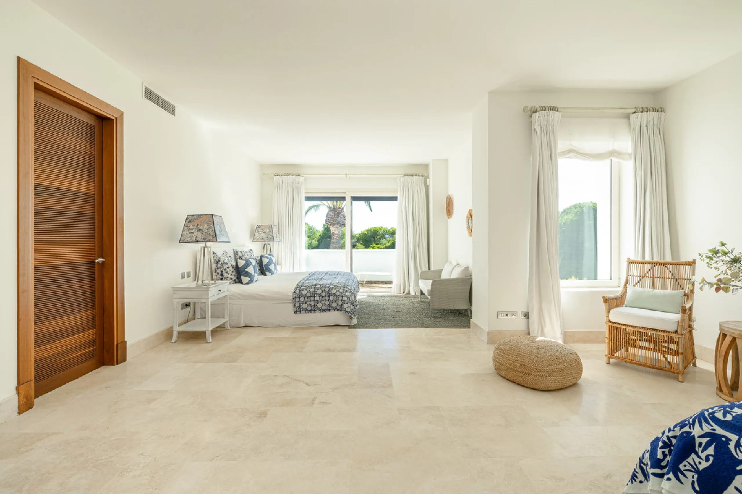 Set within the world-renowned Finca Cortesin resort, this remarkable south-facing villa represents a rare opportunity to experience the very best of the Andalusian coast's exclusive lifestyle. Blending timeless elegance, modern sophistication, and authent