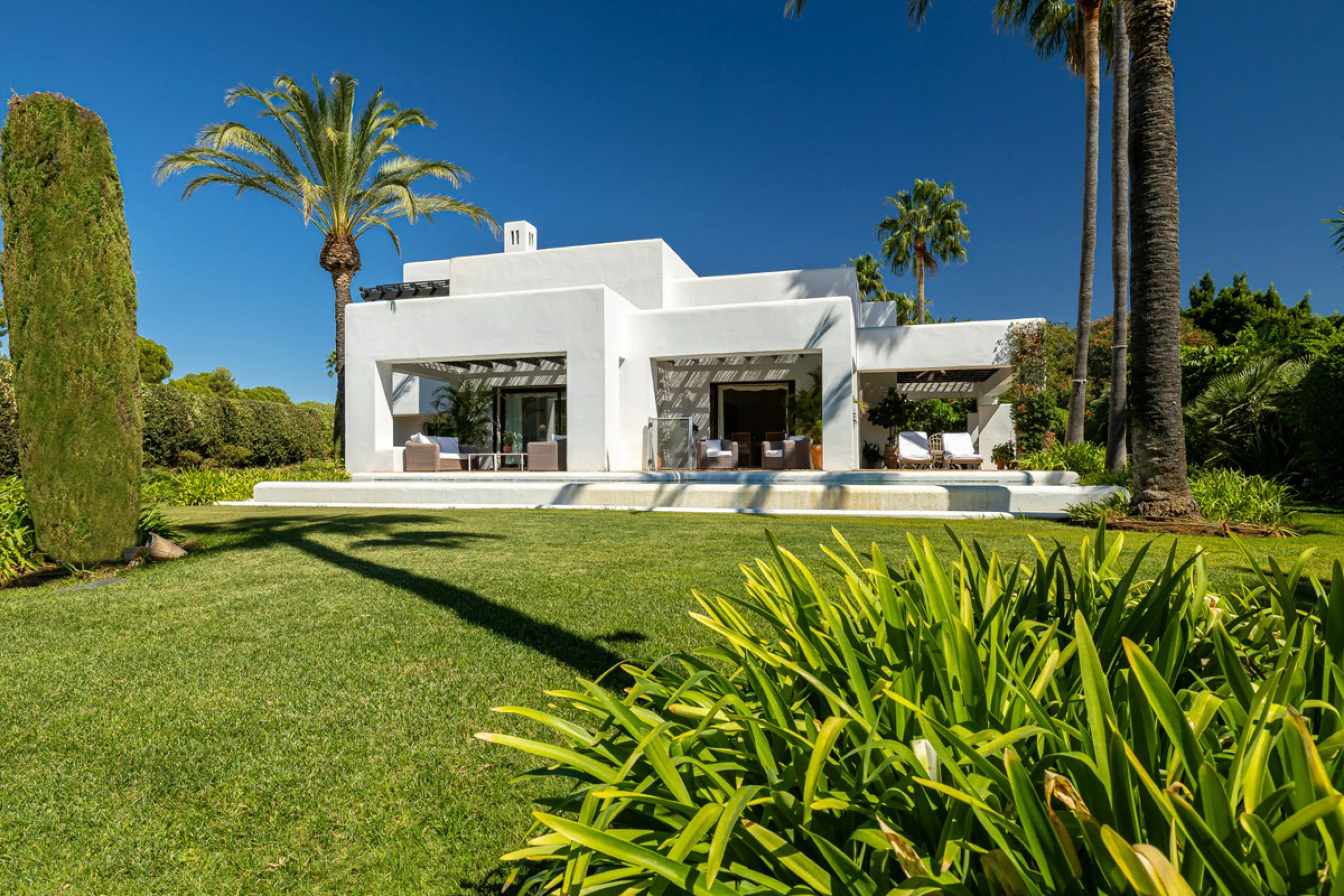 Set within the world-renowned Finca Cortesin resort, this remarkable south-facing villa represents a rare opportunity to experience the very best of the Andalusian coast's exclusive lifestyle. Blending timeless elegance, modern sophistication, and authent
