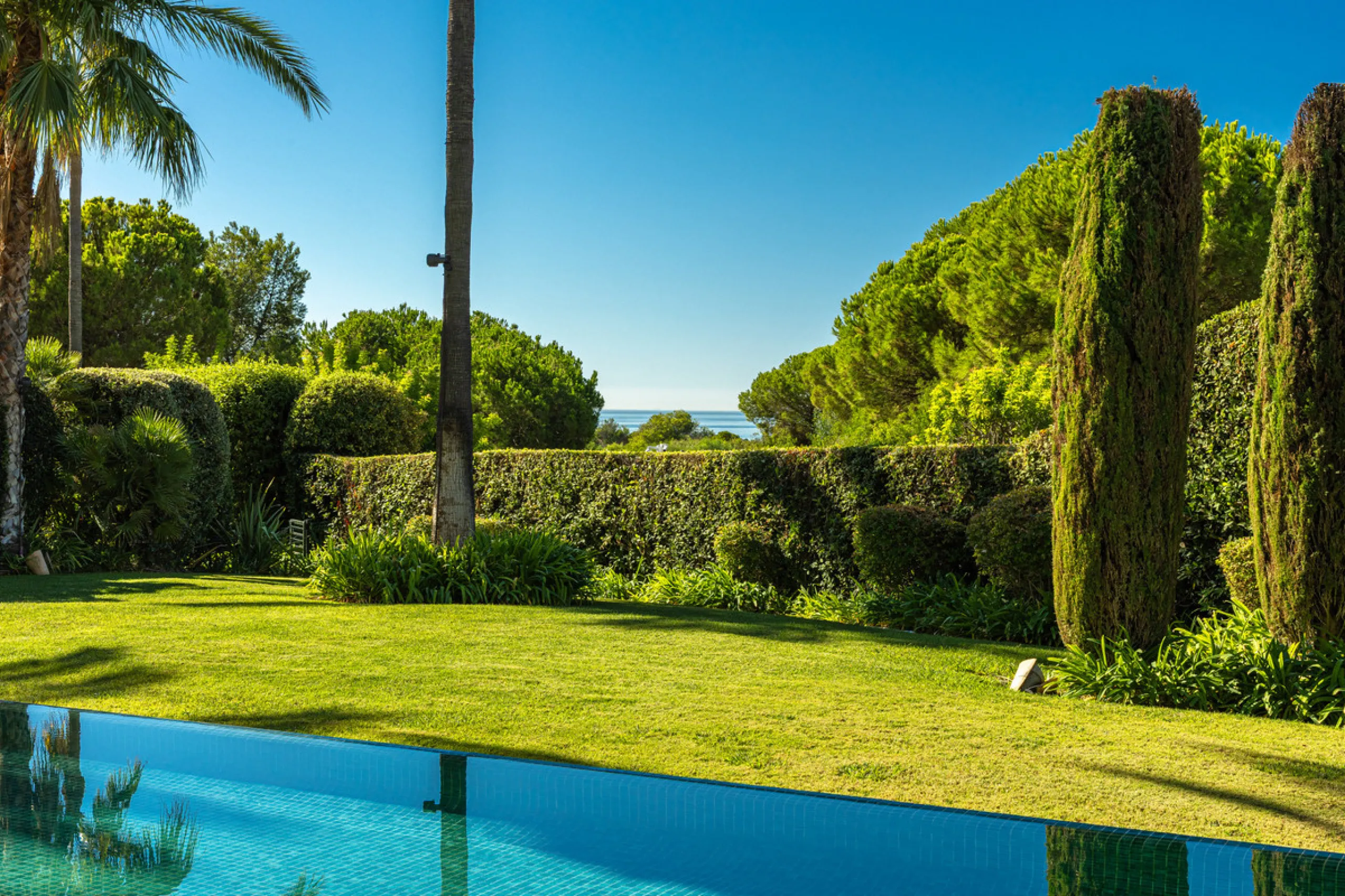 Set within the world-renowned Finca Cortesin resort, this remarkable south-facing villa represents a rare opportunity to experience the very best of the Andalusian coast's exclusive lifestyle. Blending timeless elegance, modern sophistication, and authent