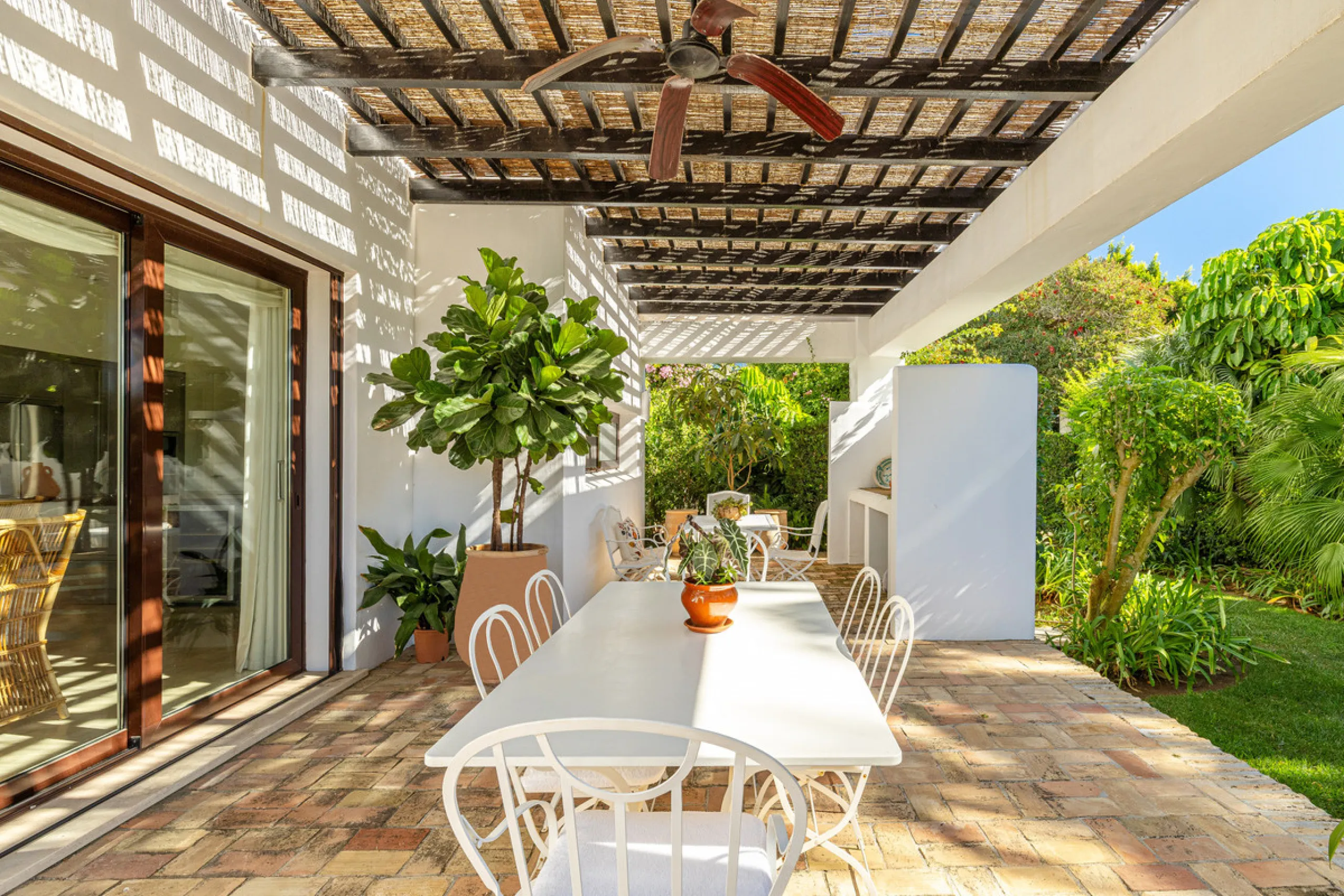 Set within the world-renowned Finca Cortesin resort, this remarkable south-facing villa represents a rare opportunity to experience the very best of the Andalusian coast's exclusive lifestyle. Blending timeless elegance, modern sophistication, and authent