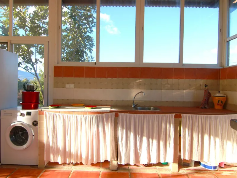 Country House with Saltwater Pool and Open Views in Coín