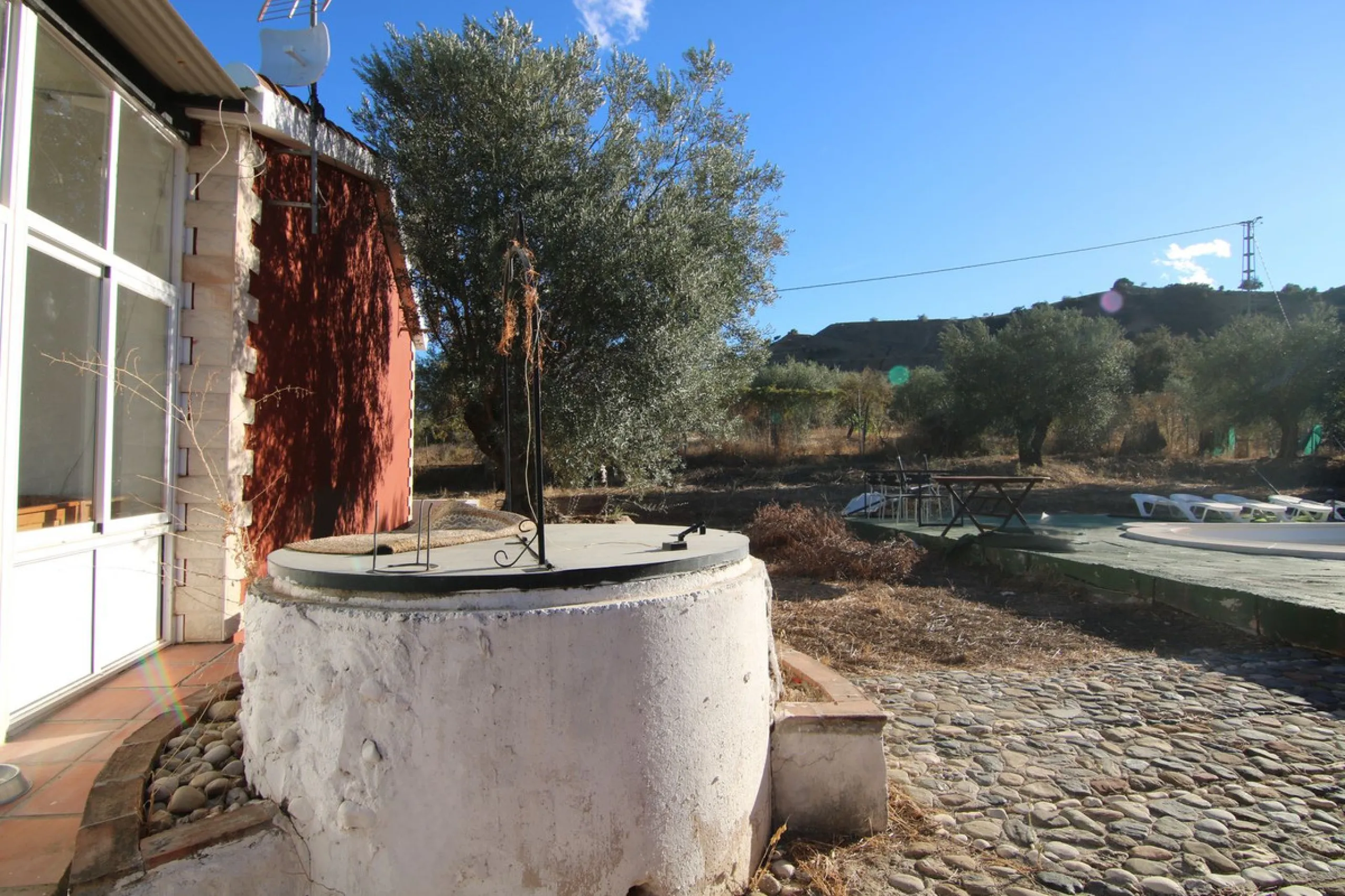 Country House with Saltwater Pool and Open Views in Coín