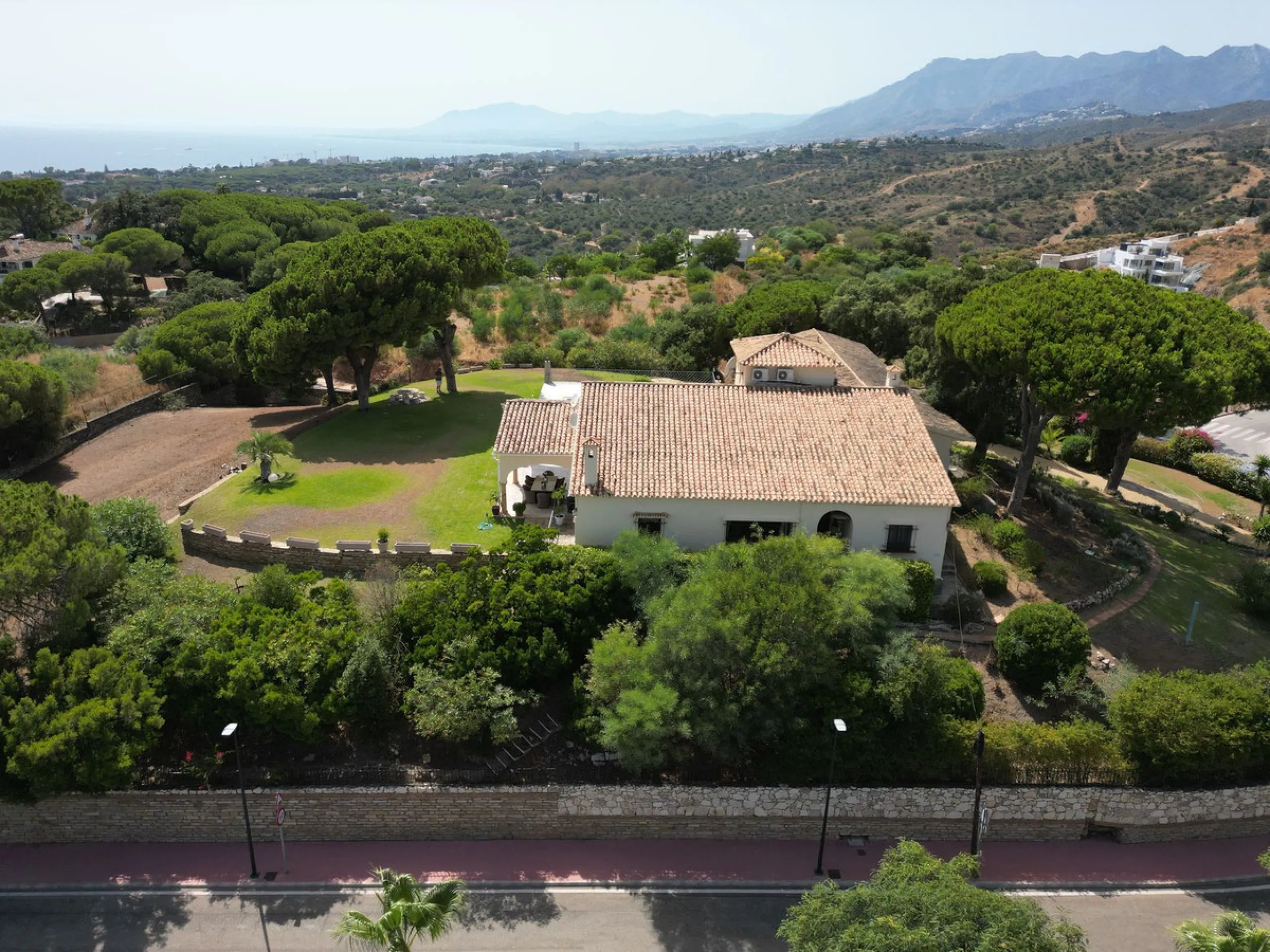 Plot - Residential Plot в продаже в Marbella, Málaga. Площадь участка 4444 м²