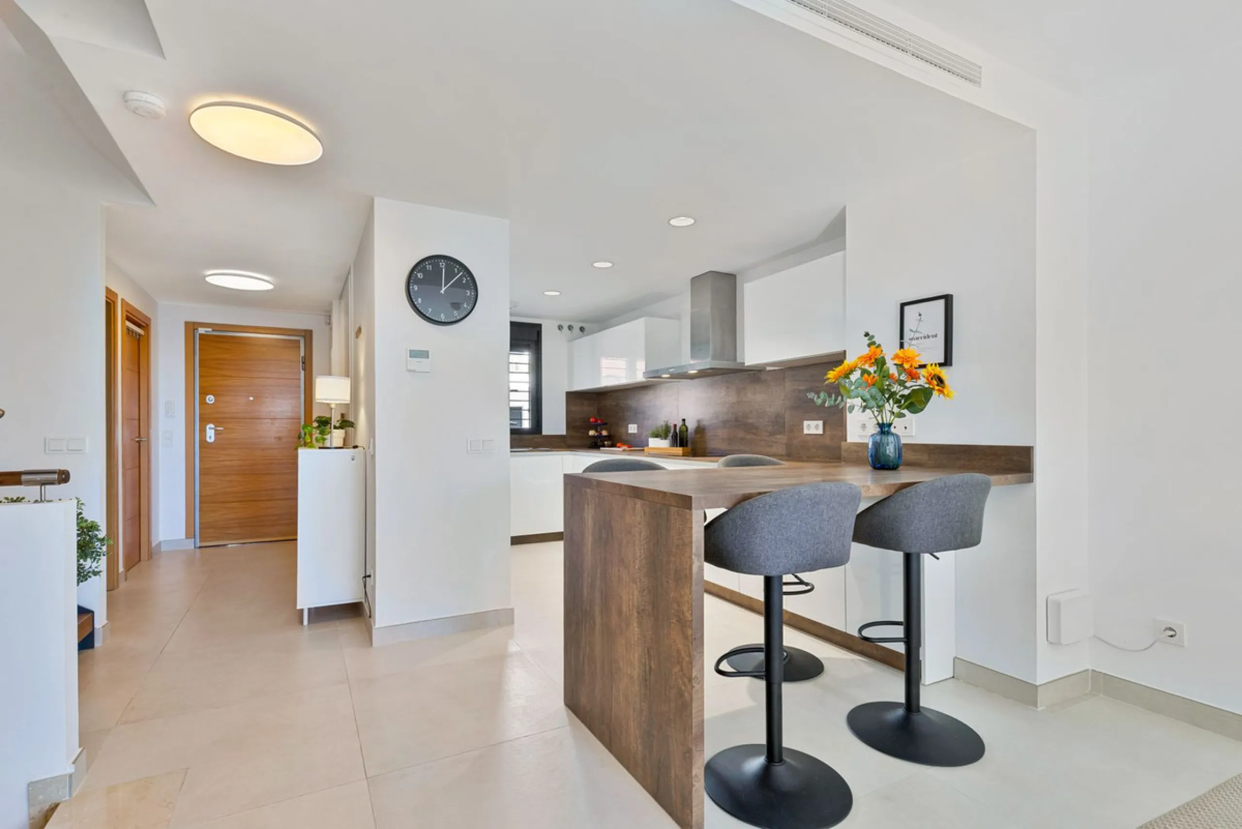 House - Townhouse в продаже в Fuengirola, Málaga. В доме 3 спален и 3 ванных комнат. Площадь дома 214 м²