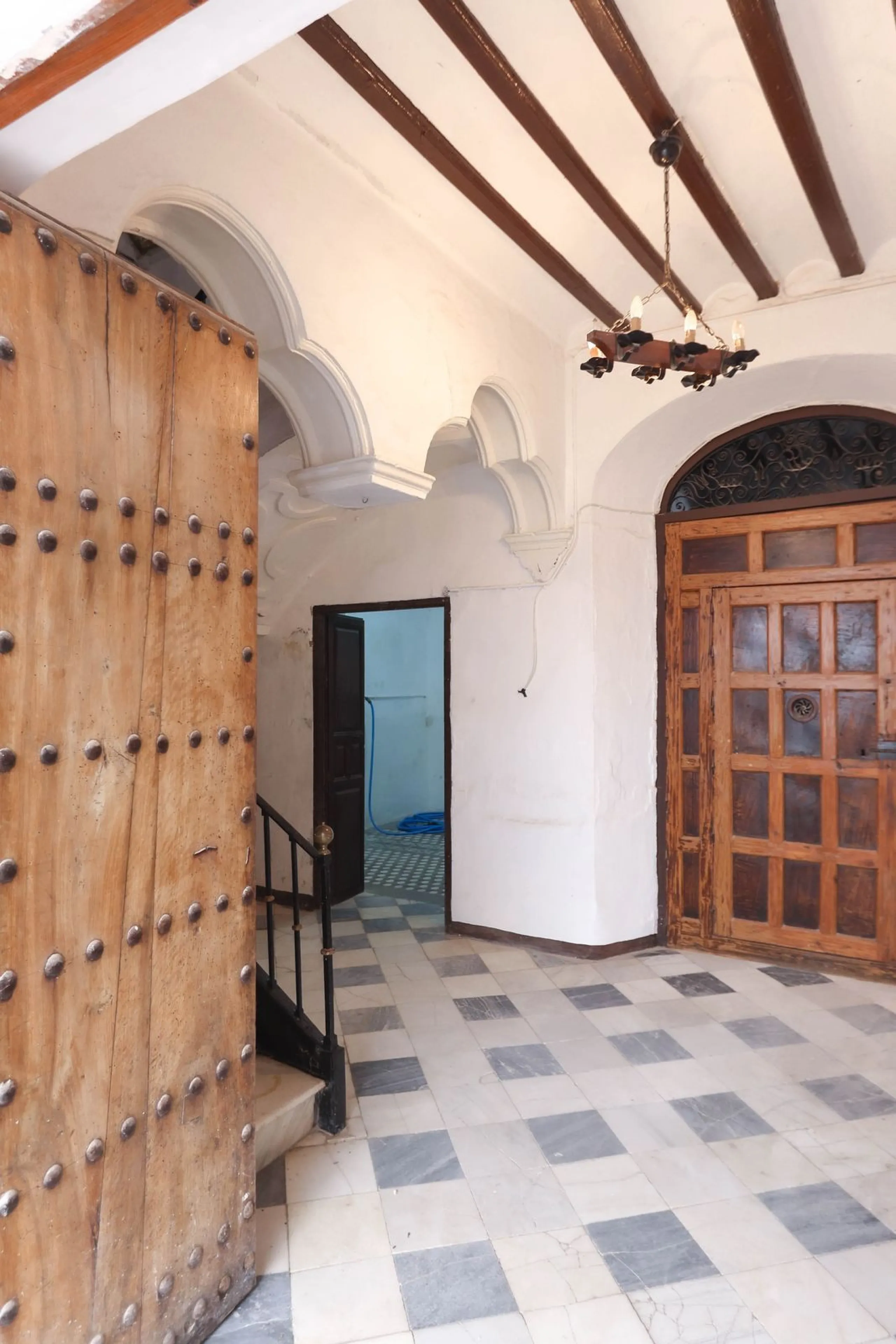 Authentic Townhouse – A Step Back in Time