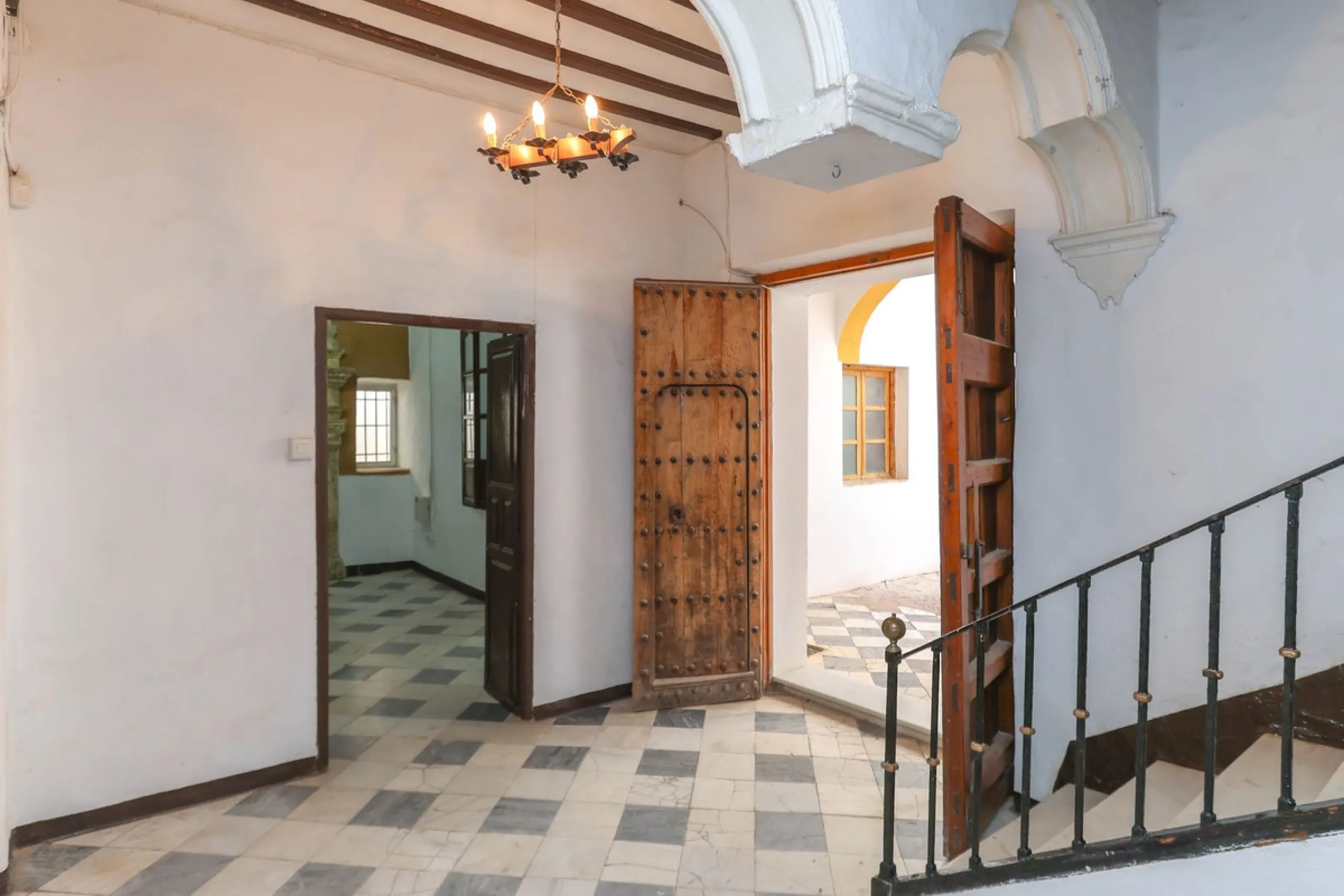 Authentic Townhouse – A Step Back in Time
