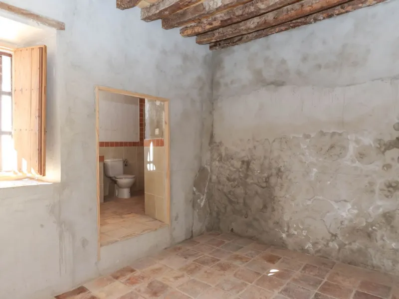 Authentic Townhouse – A Step Back in Time