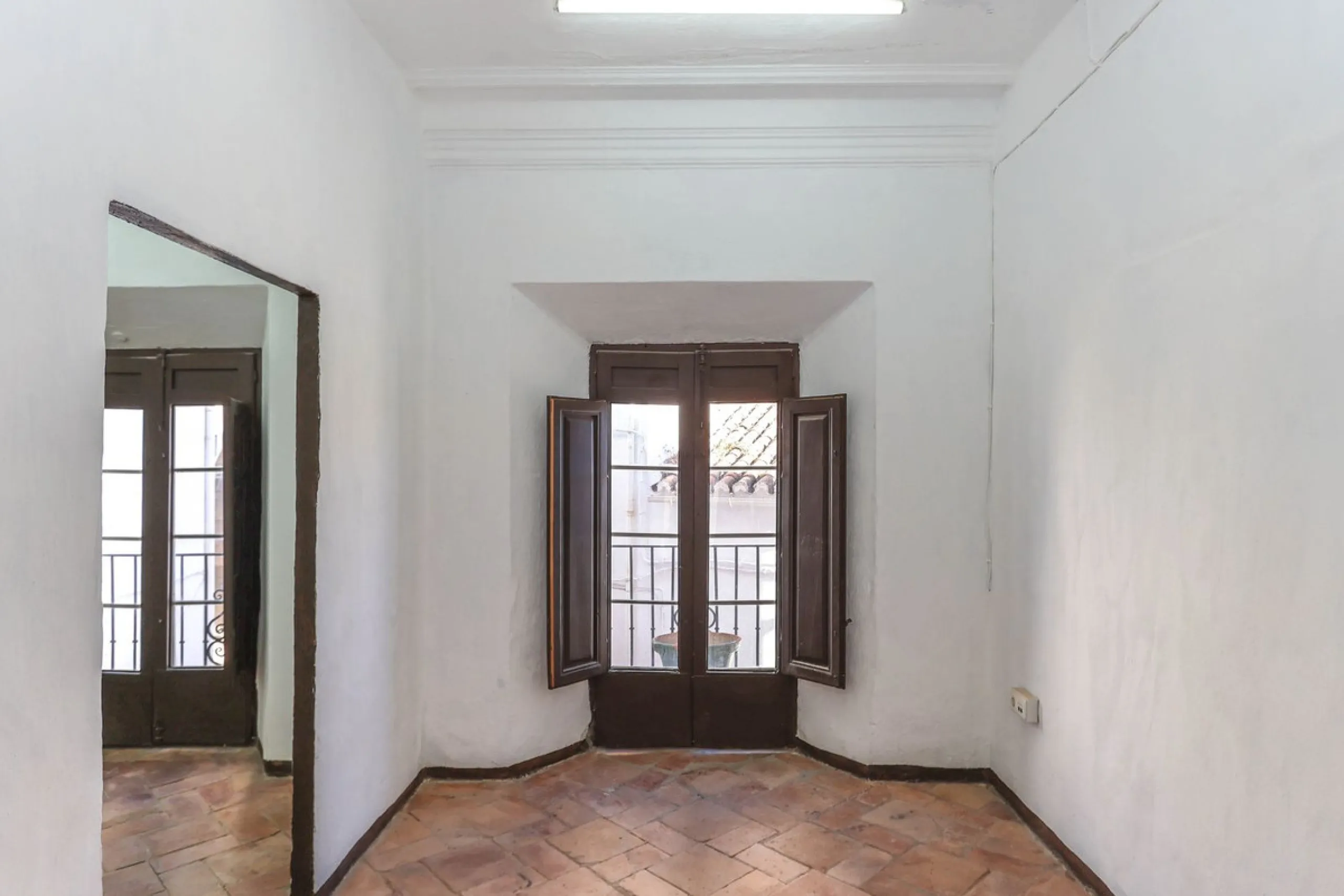 Authentic Townhouse – A Step Back in Time