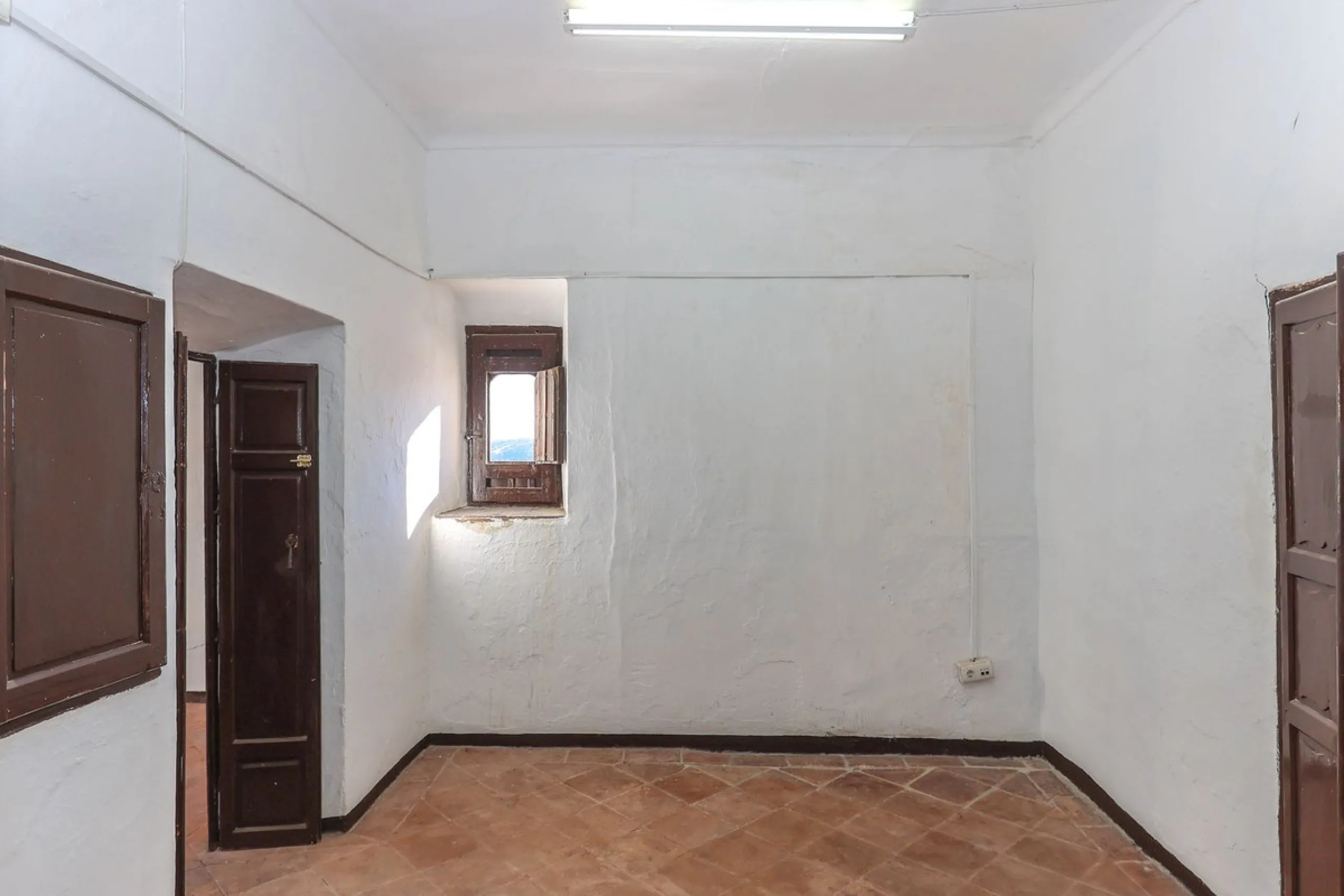Authentic Townhouse – A Step Back in Time