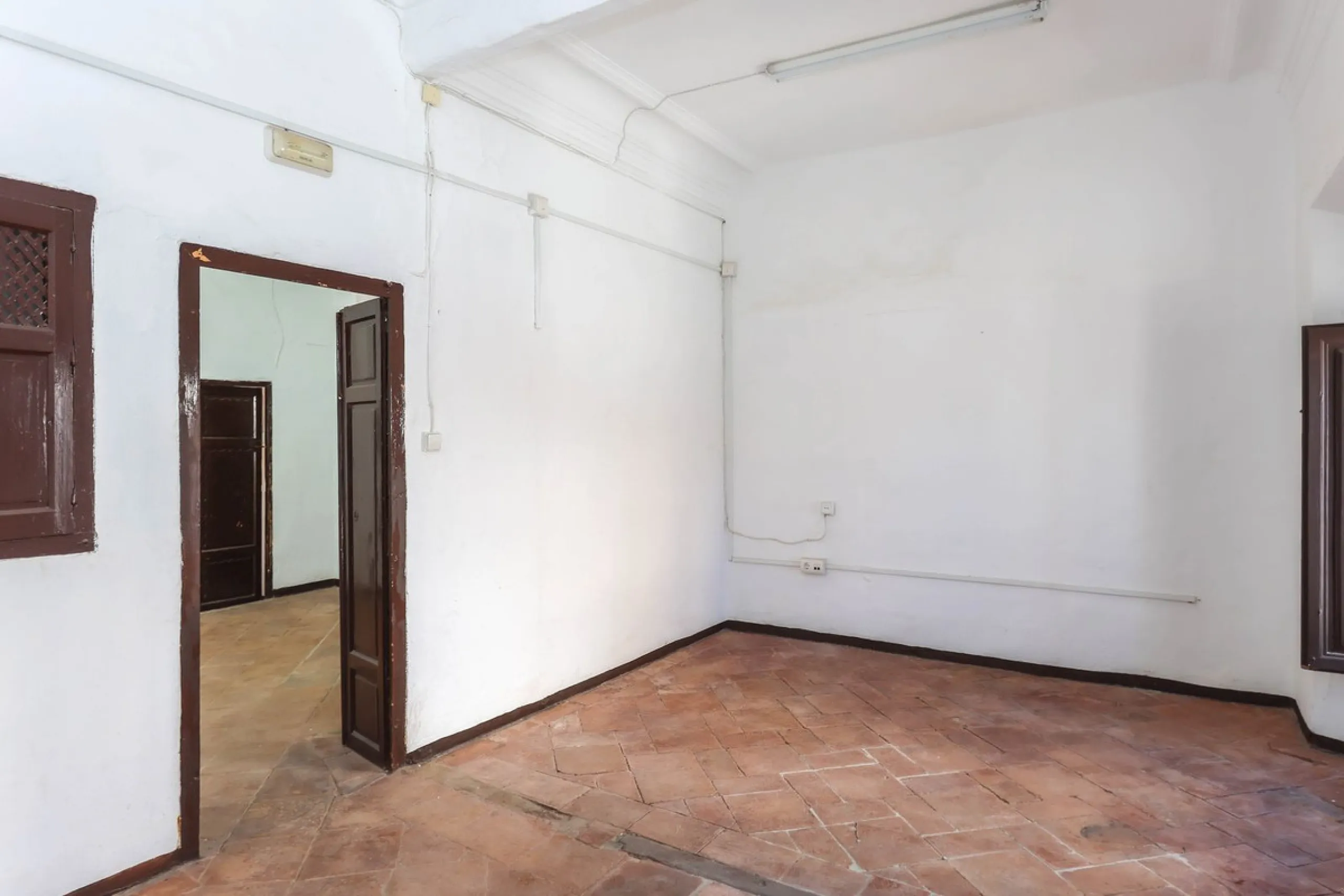 Authentic Townhouse – A Step Back in Time
