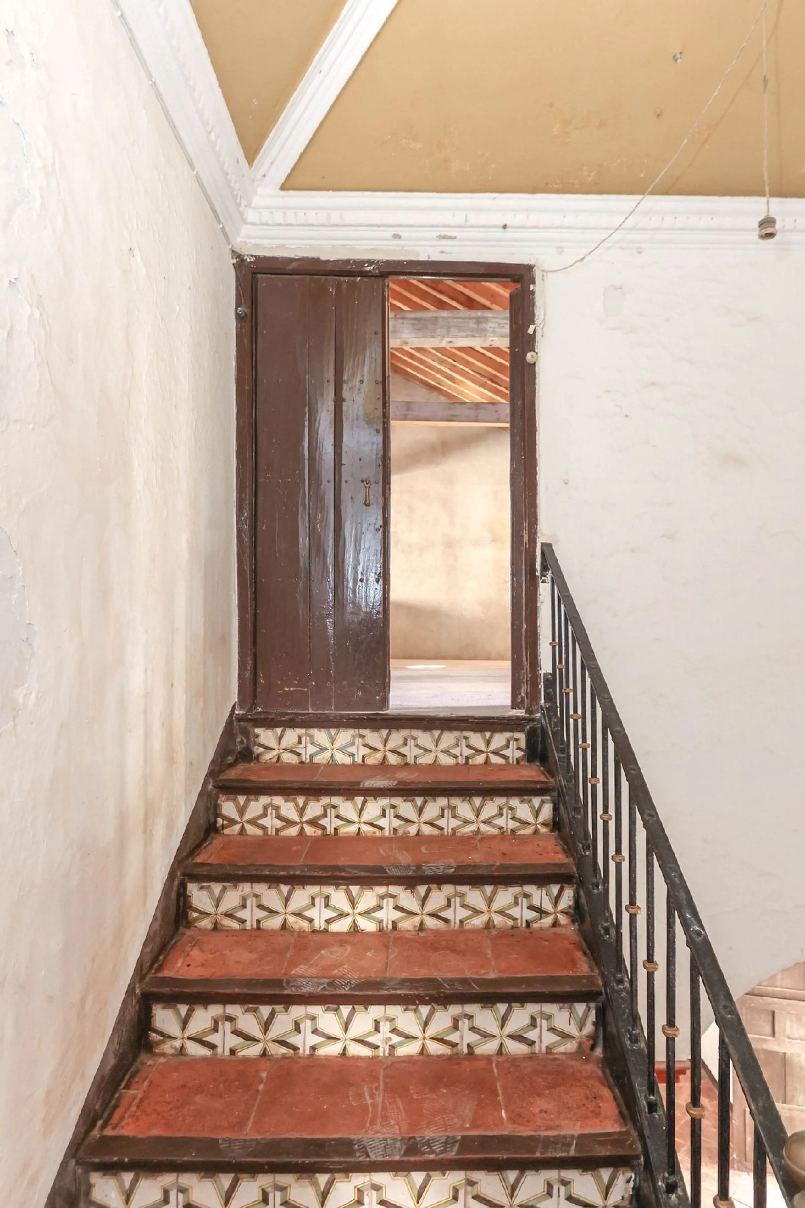 Authentic Townhouse – A Step Back in Time