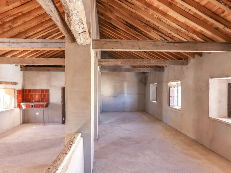 Authentic Townhouse – A Step Back in Time