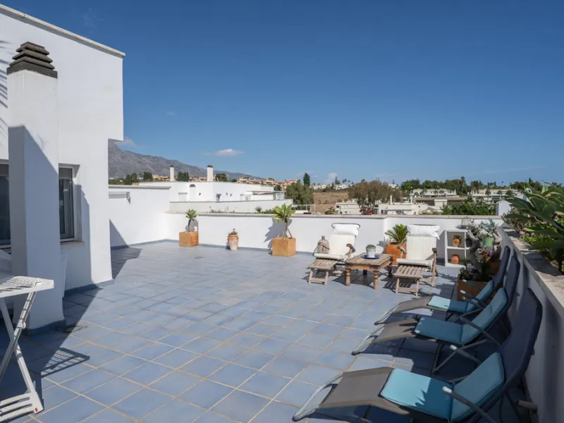This stylish two-bedroom, two-bathroom apartment combines modern design with everyday comfort, making it an ideal choice for anyone looking for a relaxing home on the Costa del Sol. The private terrace provides the perfect spot to enjoy the Mediterranean 