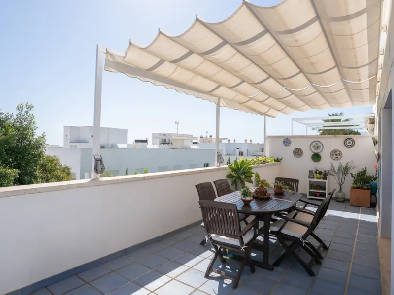 Apartment - Middle Floor Apartment в продаже в Marbella, Málaga. В доме 2 спален и 2 ванных комнат. Площадь дома 92 м²