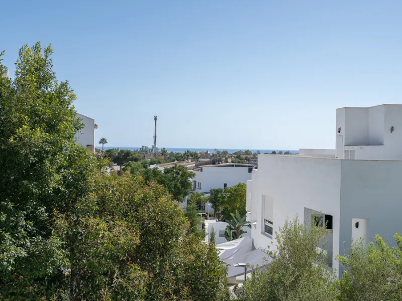 Apartment - Middle Floor Apartment в продаже в Marbella, Málaga. В доме 2 спален и 2 ванных комнат. Площадь дома 92 м²