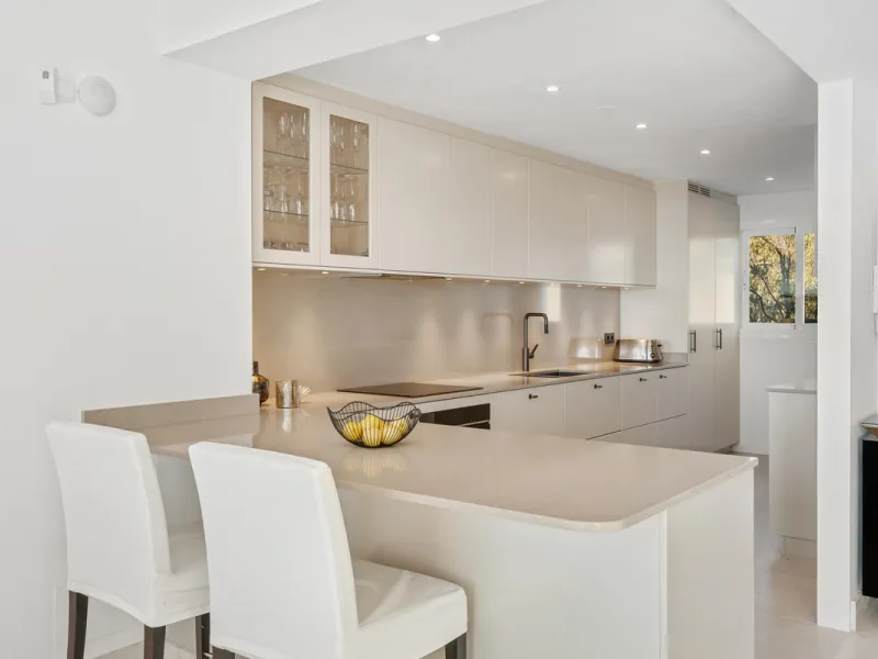Experience elevated living in this stunning duplex penthouse located in the heart of Aloha, Marbella — one of Nueva Andalucía's most desirable neighborhoods. Spanning 320 m² across two spacious floors, this home blends contemporary elegance with exception