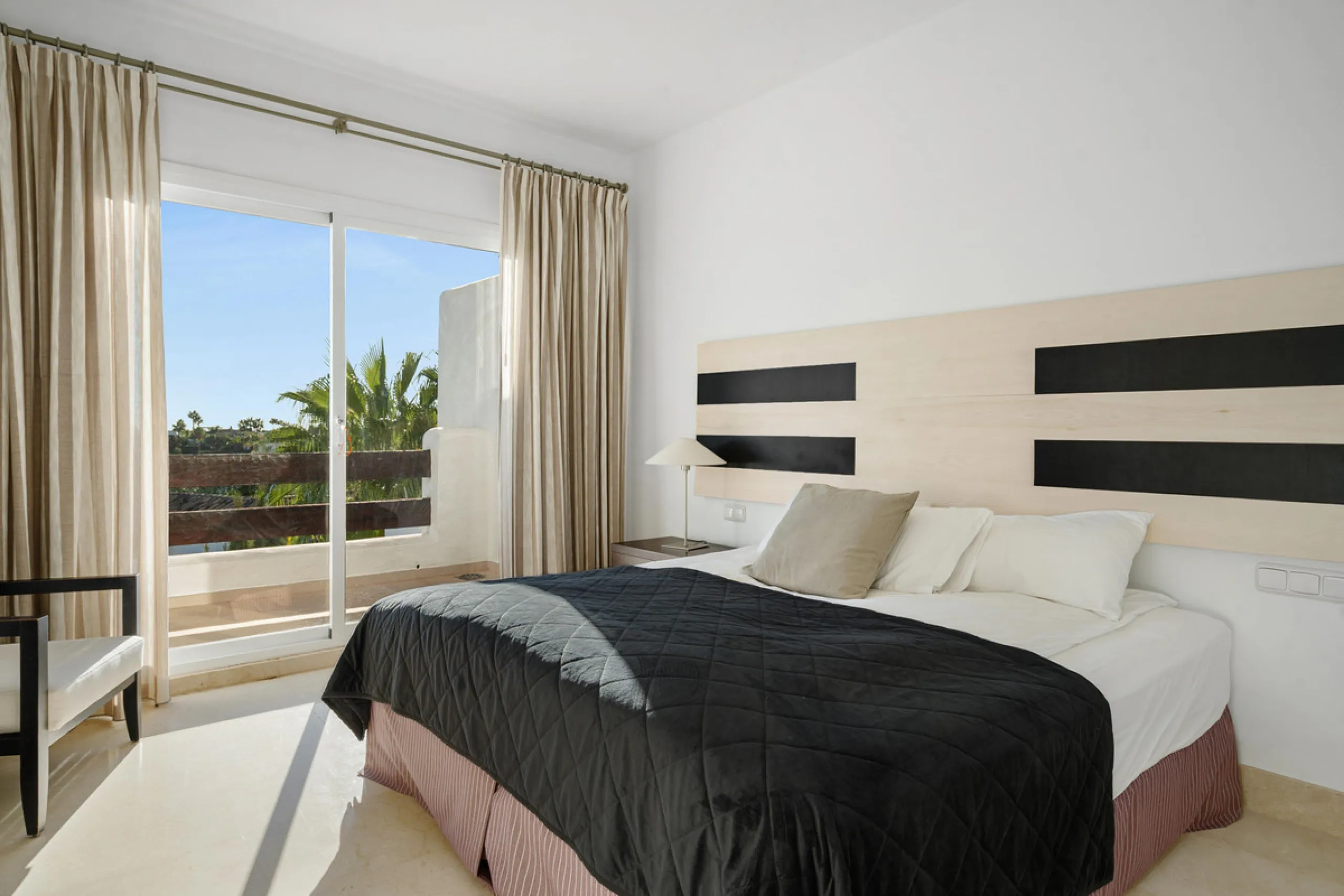 Experience elevated living in this stunning duplex penthouse located in the heart of Aloha, Marbella — one of Nueva Andalucía's most desirable neighborhoods. Spanning 320 m² across two spacious floors, this home blends contemporary elegance with exception