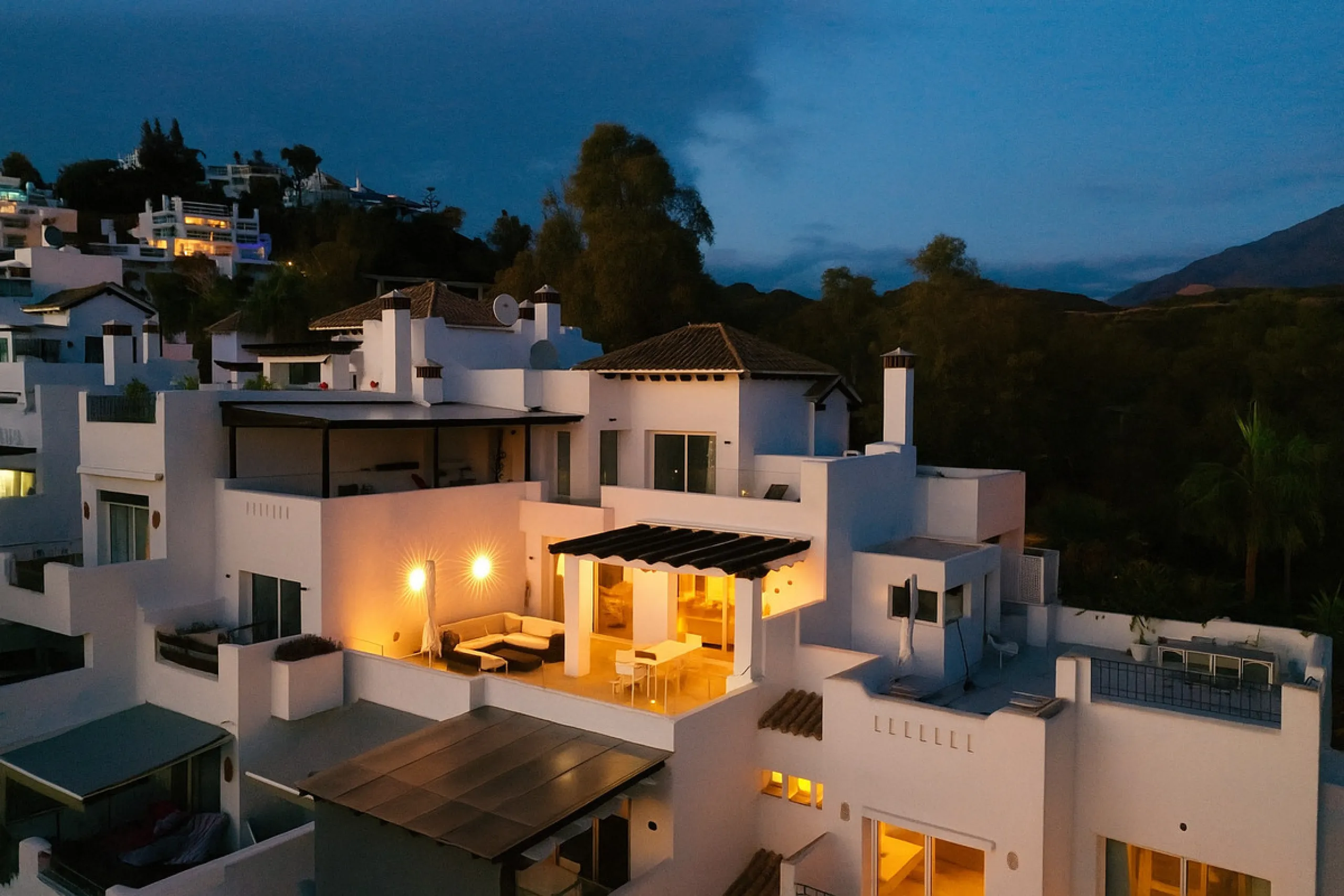 Experience elevated living in this stunning duplex penthouse located in the heart of Aloha, Marbella — one of Nueva Andalucía's most desirable neighborhoods. Spanning 320 m² across two spacious floors, this home blends contemporary elegance with exception