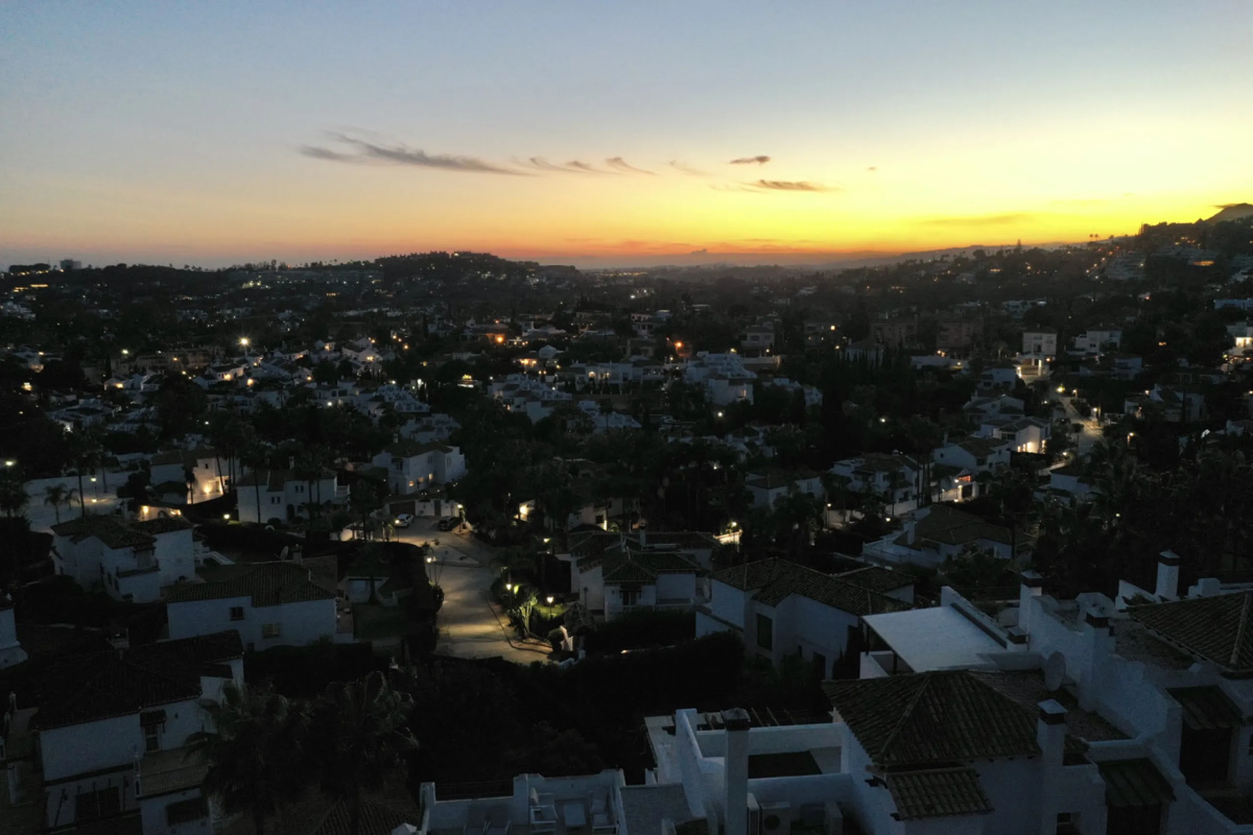 Experience elevated living in this stunning duplex penthouse located in the heart of Aloha, Marbella — one of Nueva Andalucía's most desirable neighborhoods. Spanning 320 m² across two spacious floors, this home blends contemporary elegance with exception