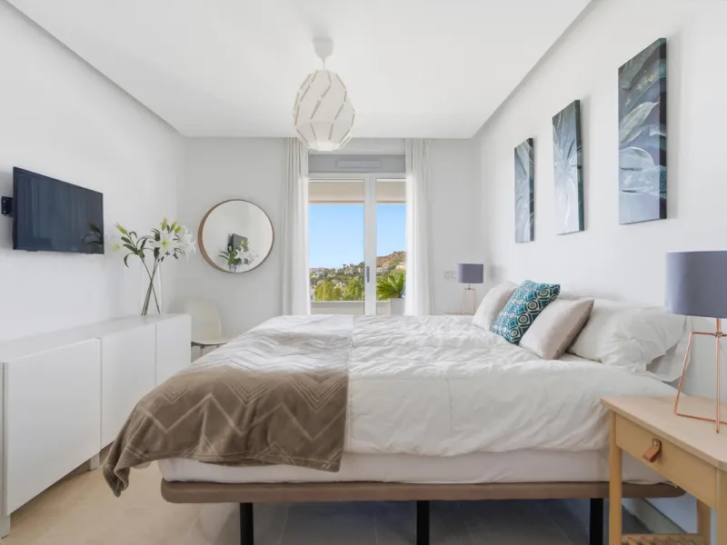 Apartment - Middle Floor Apartment в продаже в Benahavís, Málaga. В доме 3 спален и 2 ванных комнат. Площадь дома 159 м²
