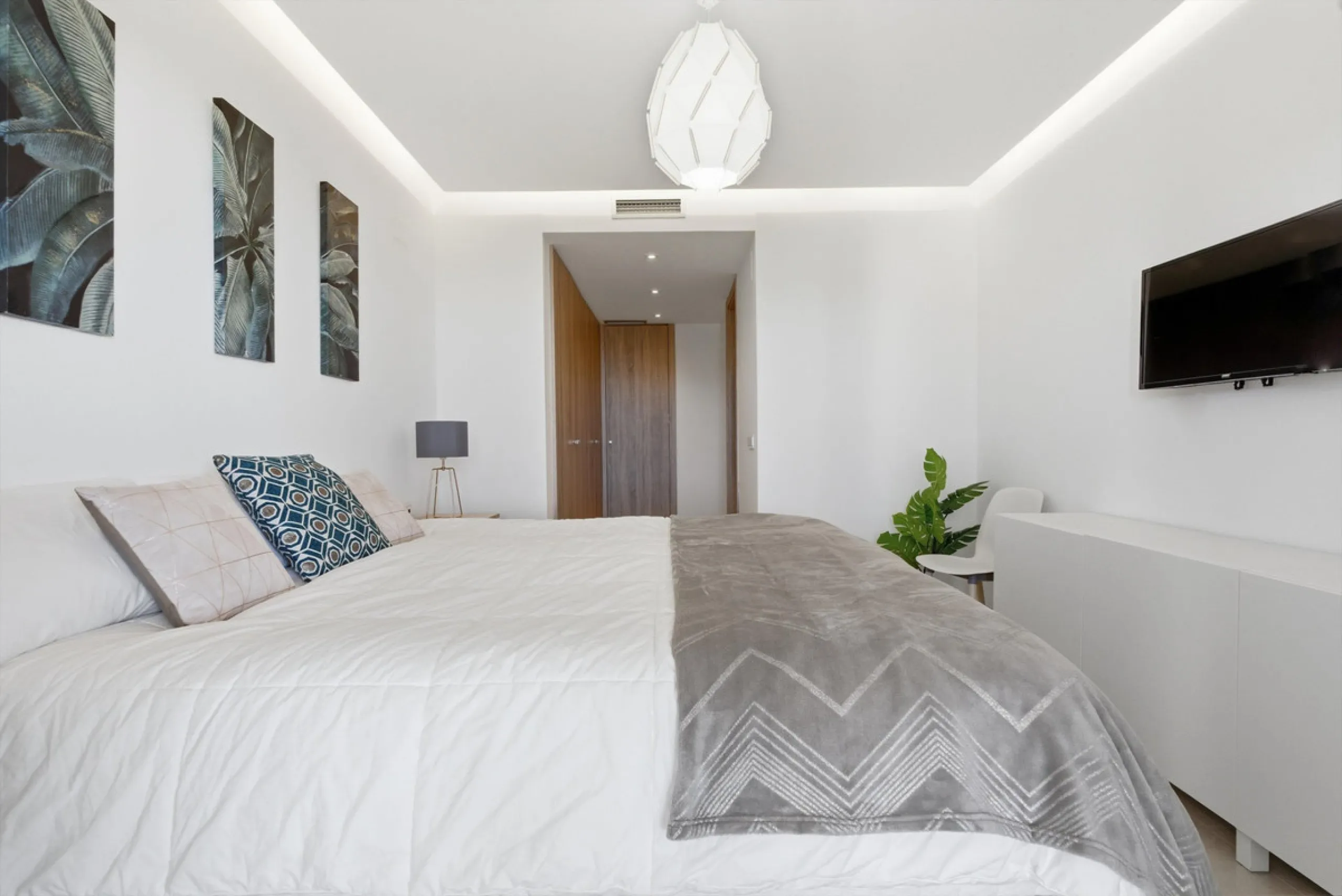 Apartment - Middle Floor Apartment в продаже в Benahavís, Málaga. В доме 3 спален и 2 ванных комнат. Площадь дома 159 м²