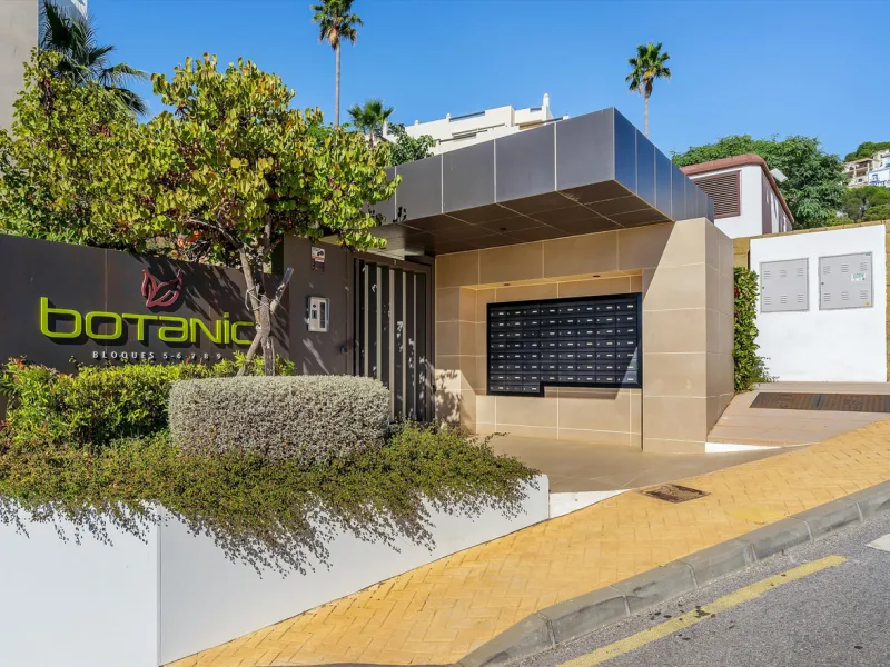 Apartment - Middle Floor Apartment в продаже в Benahavís, Málaga. В доме 3 спален и 2 ванных комнат. Площадь дома 159 м²