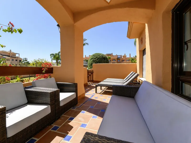 Großzügige 3-Zimmer-Erdgeschosswohnung in Hacienda del Sol