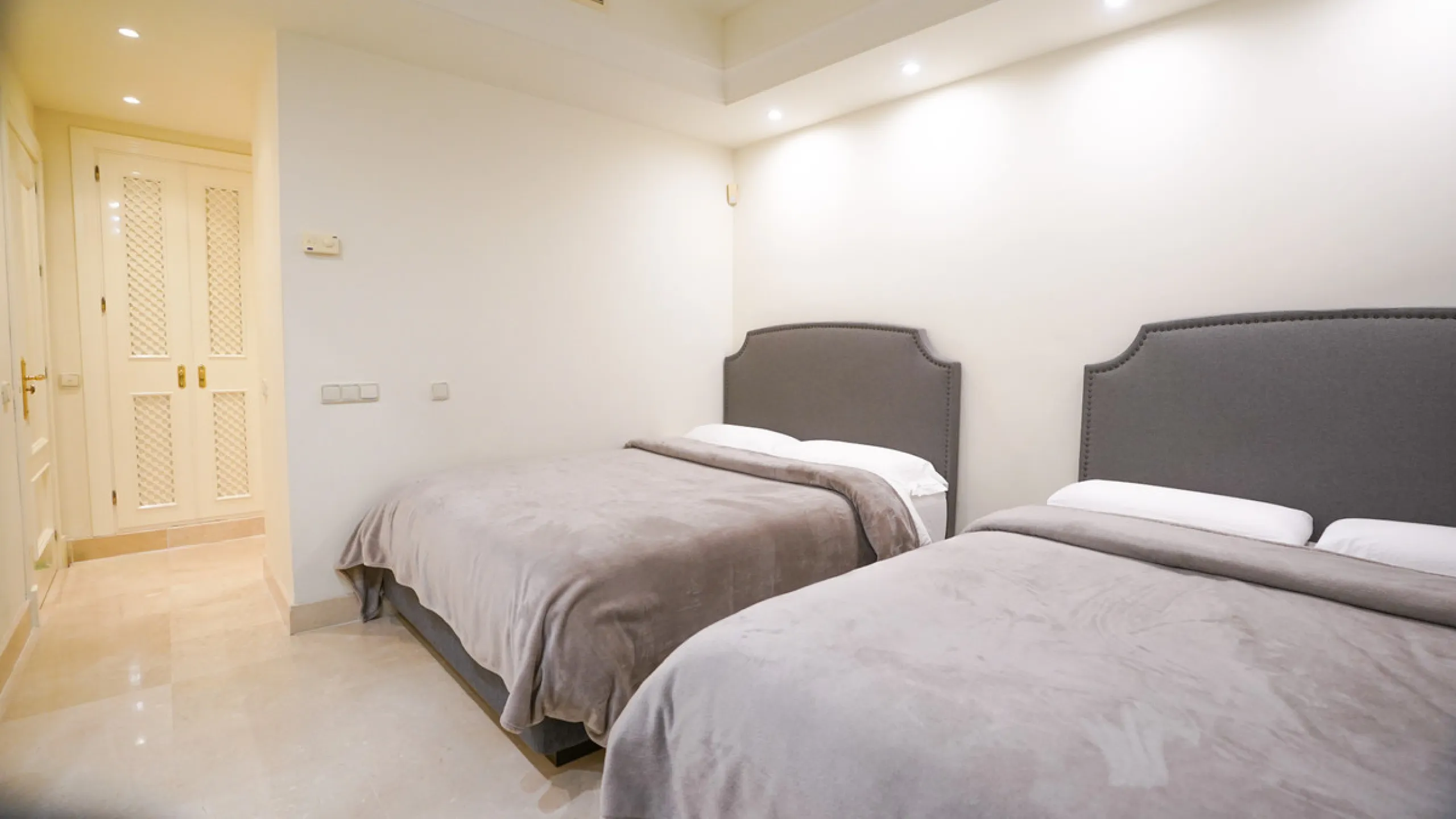 Apartment - Penthouse в продаже в Marbella, Málaga. В доме 3 спален и 3 ванных комнат. Площадь дома 385 м²