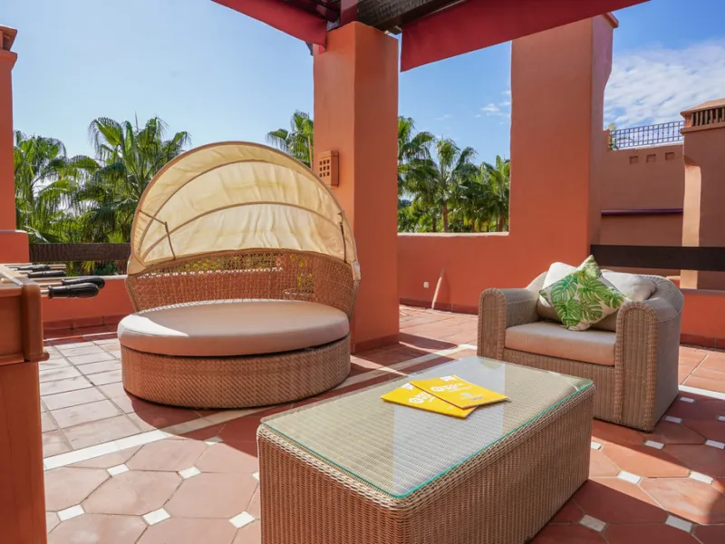 Apartment - Penthouse в продаже в Marbella, Málaga. В доме 3 спален и 3 ванных комнат. Площадь дома 385 м²