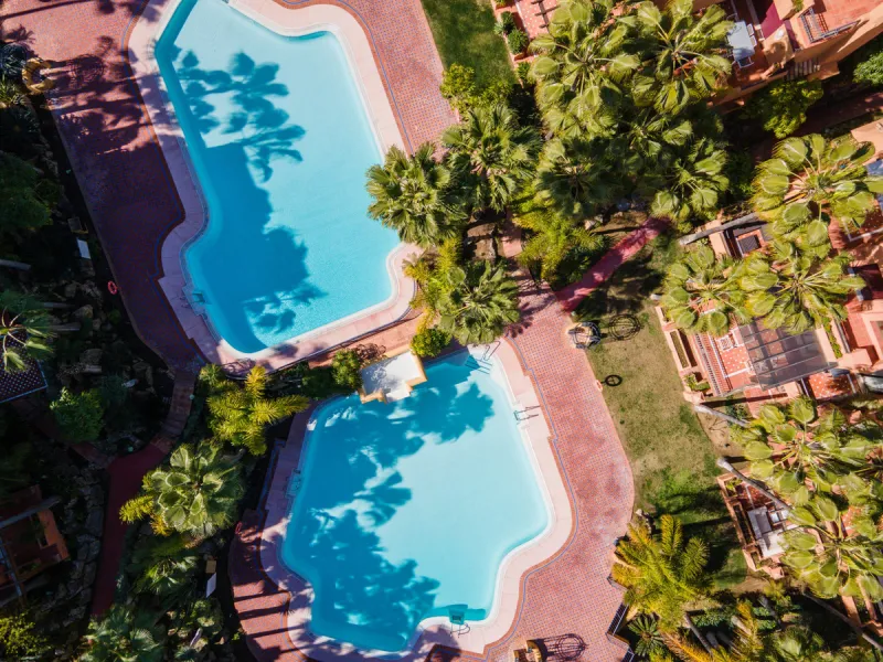 Apartment - Penthouse в продаже в Marbella, Málaga. В доме 3 спален и 3 ванных комнат. Площадь дома 385 м²