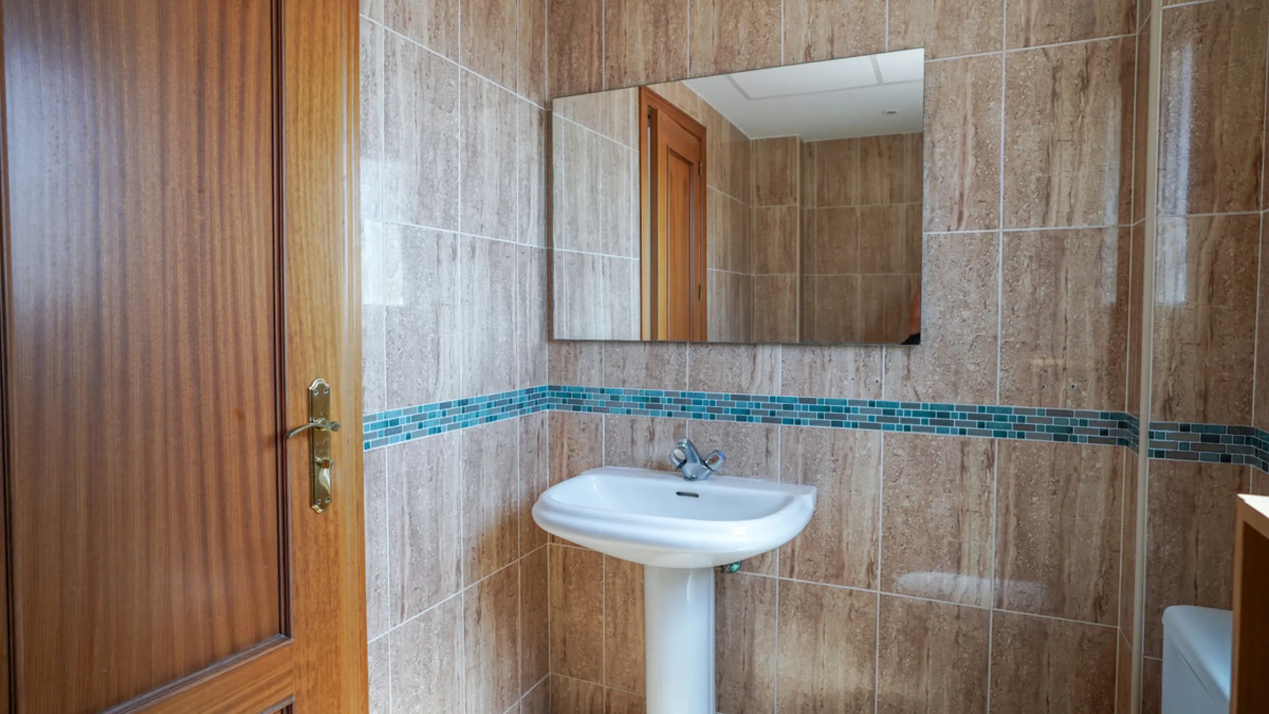 Apartment - Penthouse Duplex в продаже в Estepona, Málaga. В доме 3 спален и 2 ванных комнат. Площадь дома 116 м²