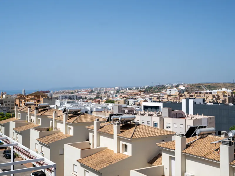 Apartment - Penthouse Duplex в продаже в Estepona, Málaga. В доме 3 спален и 2 ванных комнат. Площадь дома 116 м²