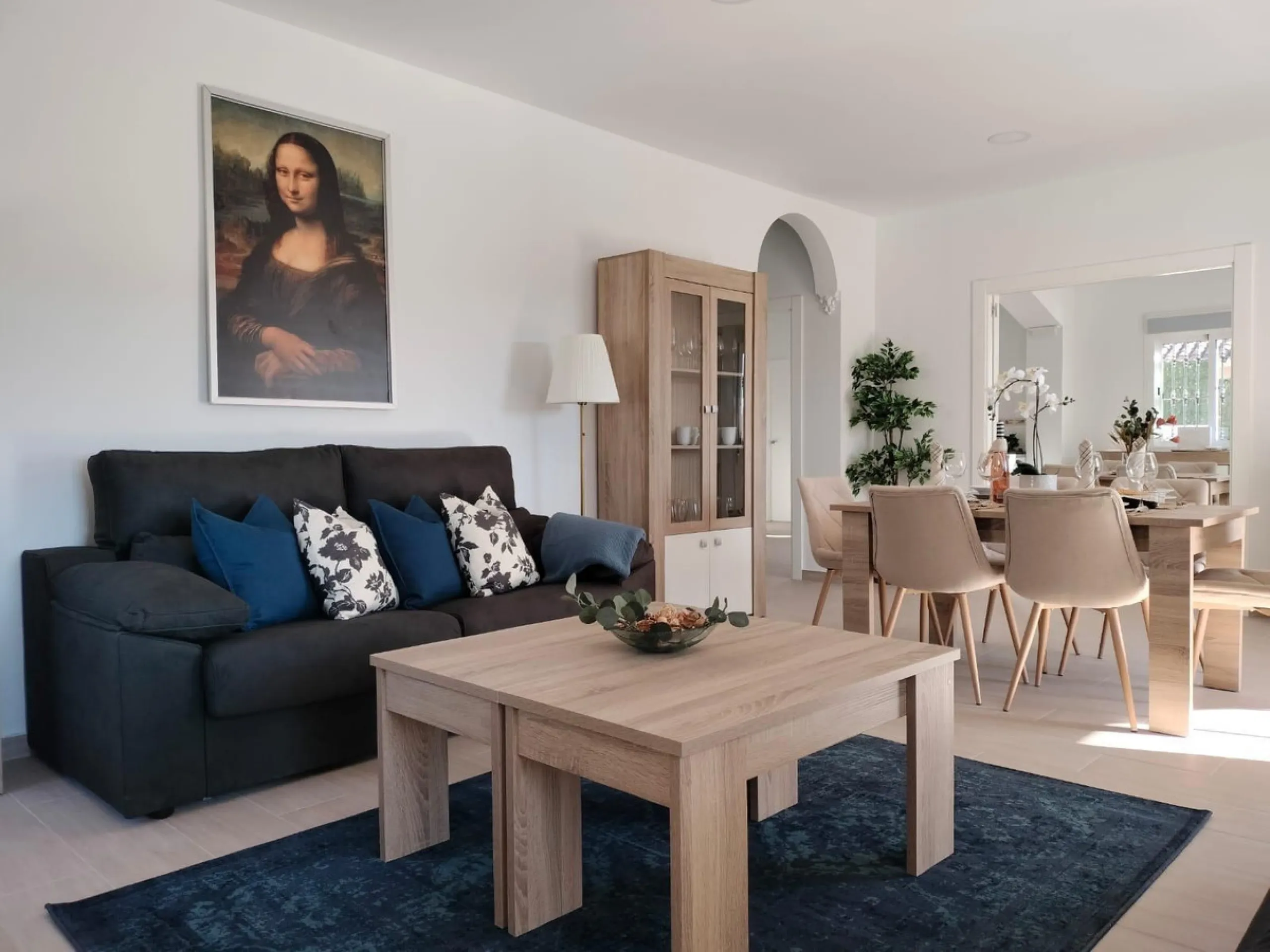 Property with Three Independent Dwellings in Arroyo de la Miel