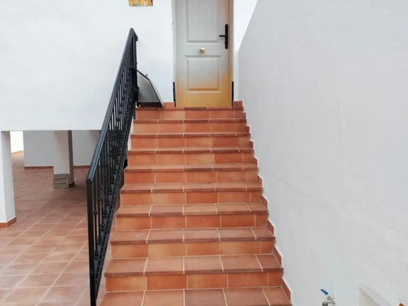 Property with Three Independent Dwellings in Arroyo de la Miel