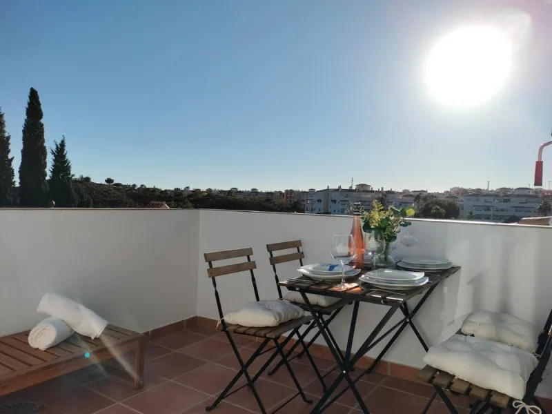 Property with Three Independent Dwellings in Arroyo de la Miel