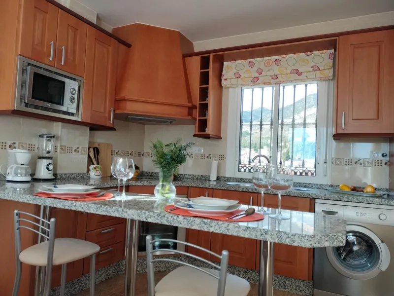 Property with Three Independent Dwellings in Arroyo de la Miel
