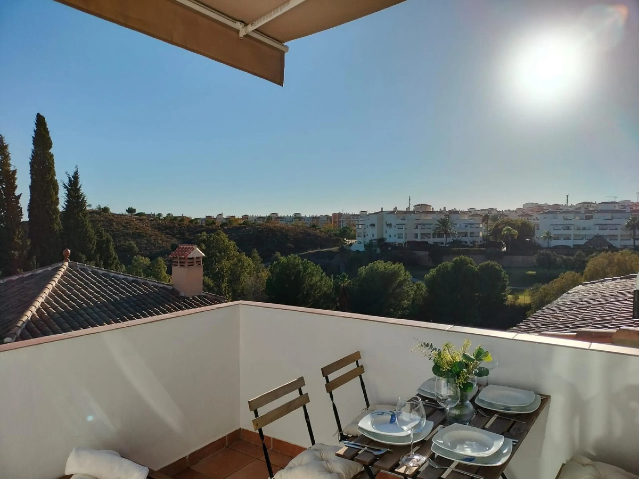 Property with Three Independent Dwellings in Arroyo de la Miel