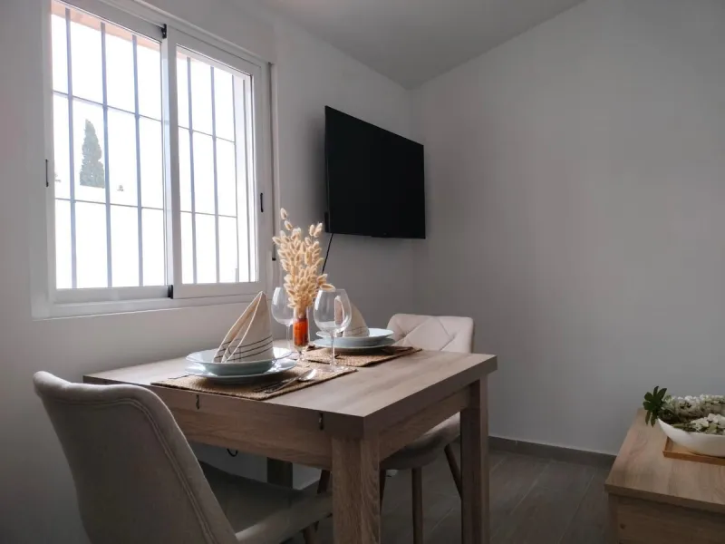 Property with Three Independent Dwellings in Arroyo de la Miel