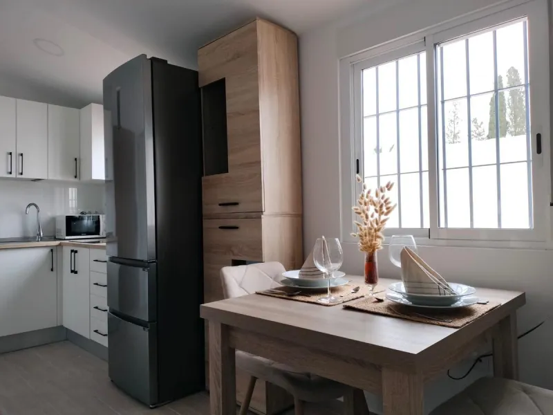 Property with Three Independent Dwellings in Arroyo de la Miel
